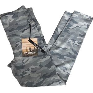 KYODAN MONTREAL High Waist Leggings - NWT - Small